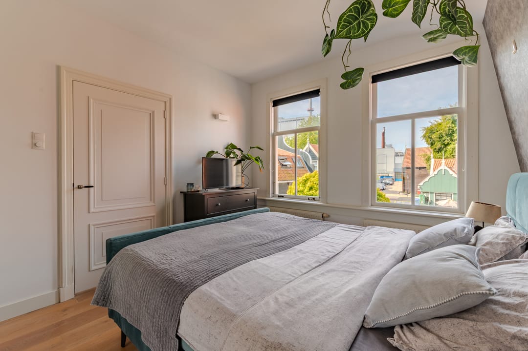 Spacious apartment with panoramic views over the Zaanse Schans — 31