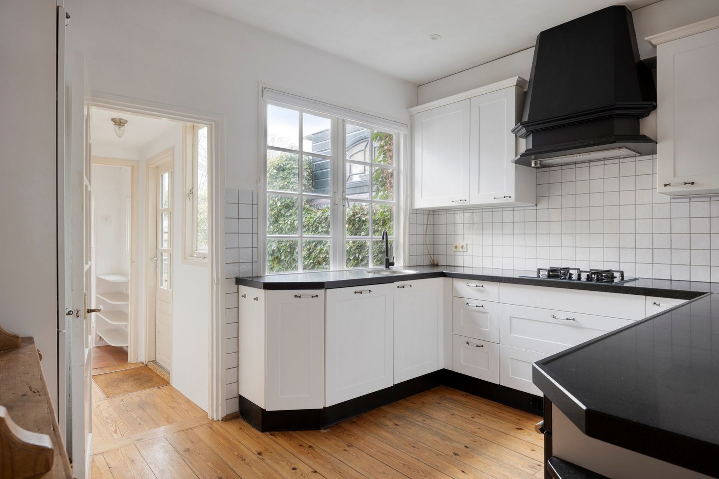 Photo 10 of Weesperstraat 78