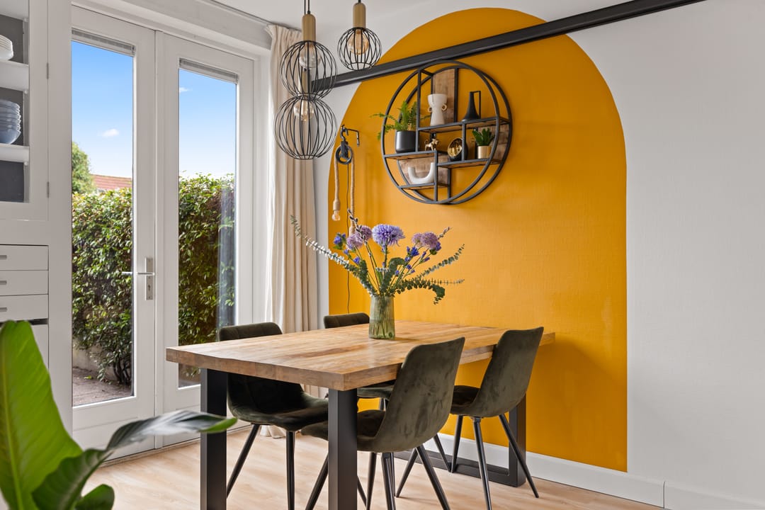 Photo 11 of Sint Willibrordusstraat 31