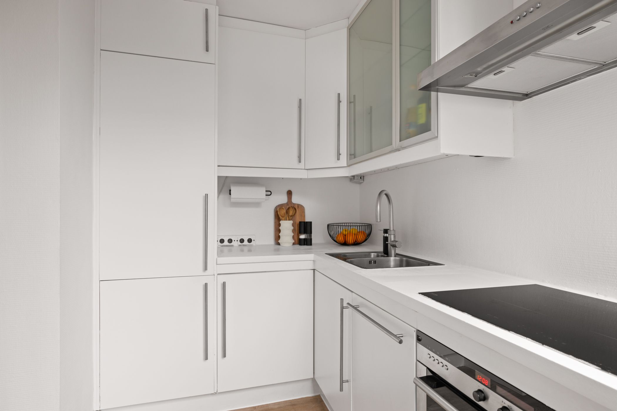 Photo 18 of Sint Willibrordusstraat 31