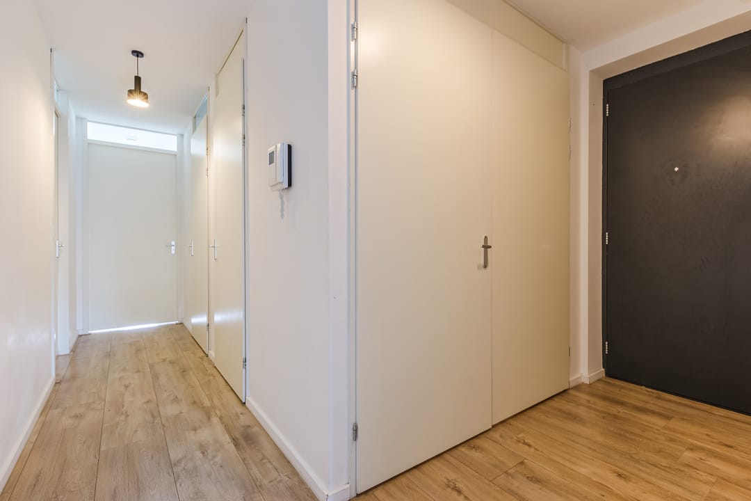 Photo 8 of Willy Sluiterstraat 114