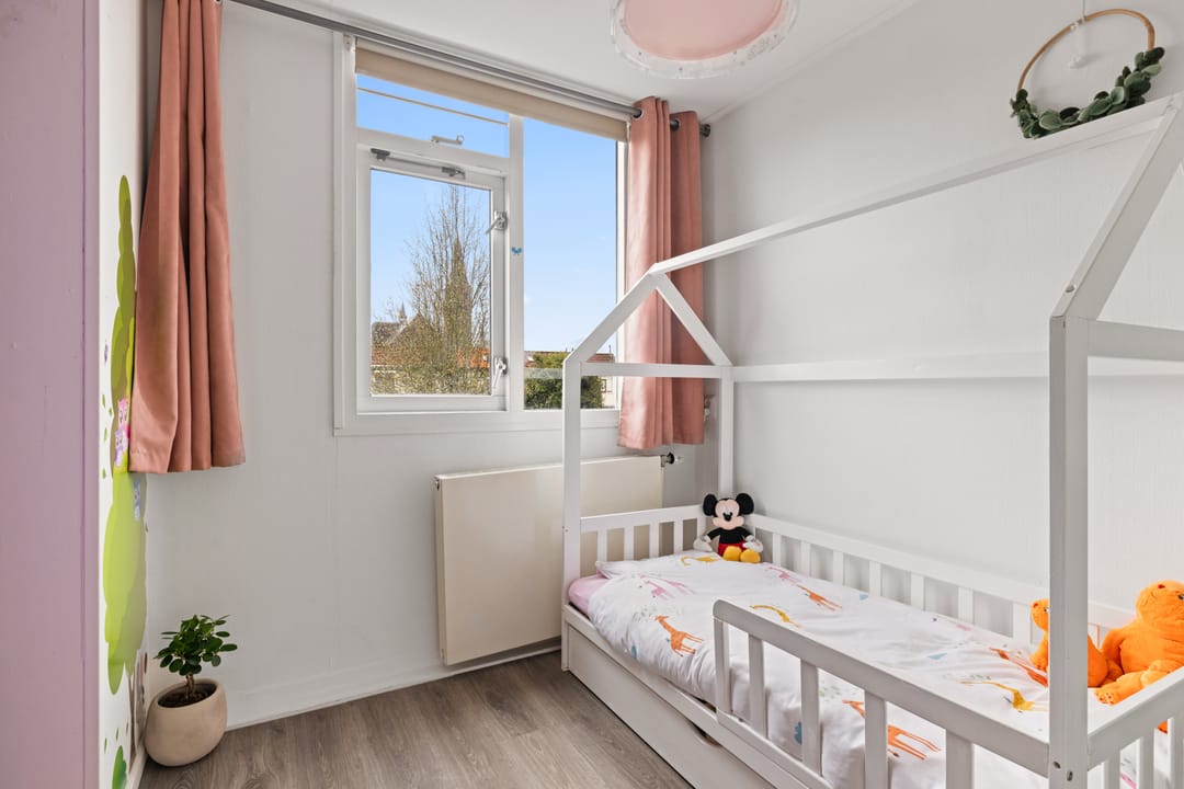 Photo 37 of Sint Willibrordusstraat 31