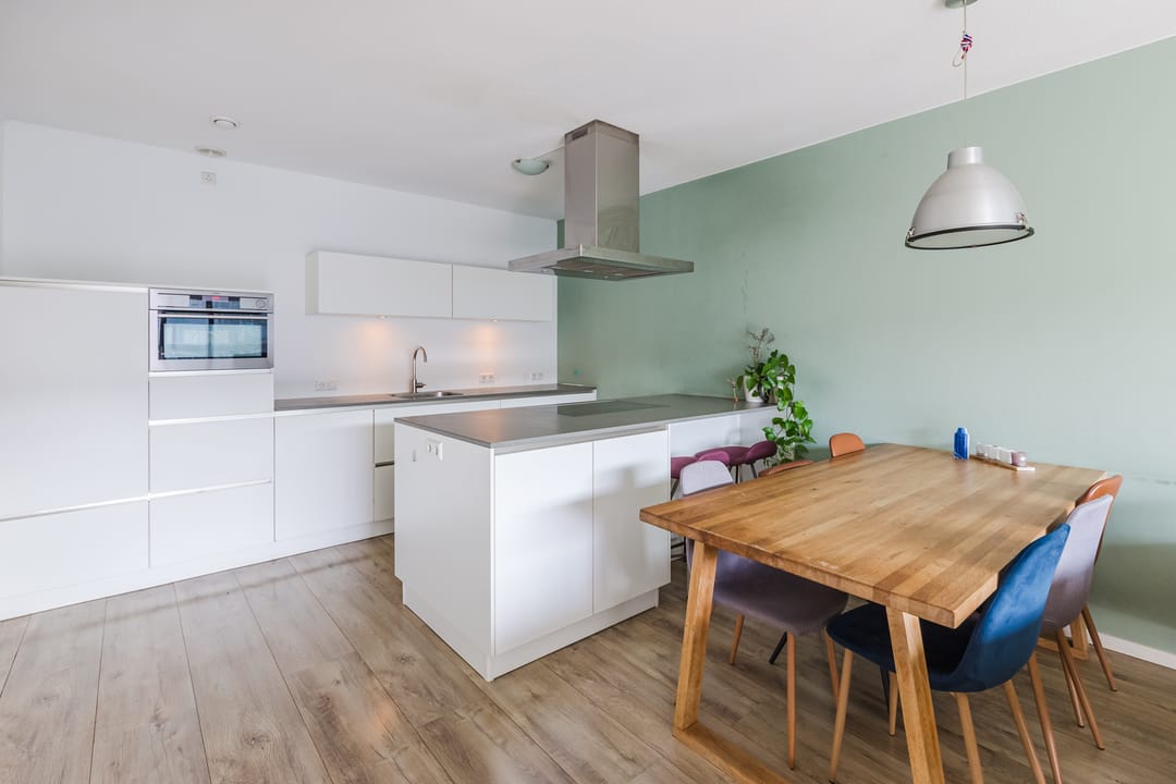 Photo 16 of Willy Sluiterstraat 114