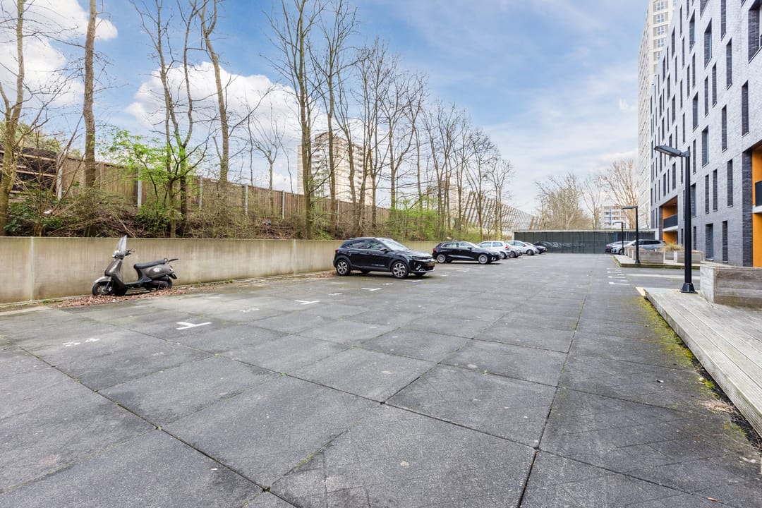 Photo 37 of Willy Sluiterstraat 114