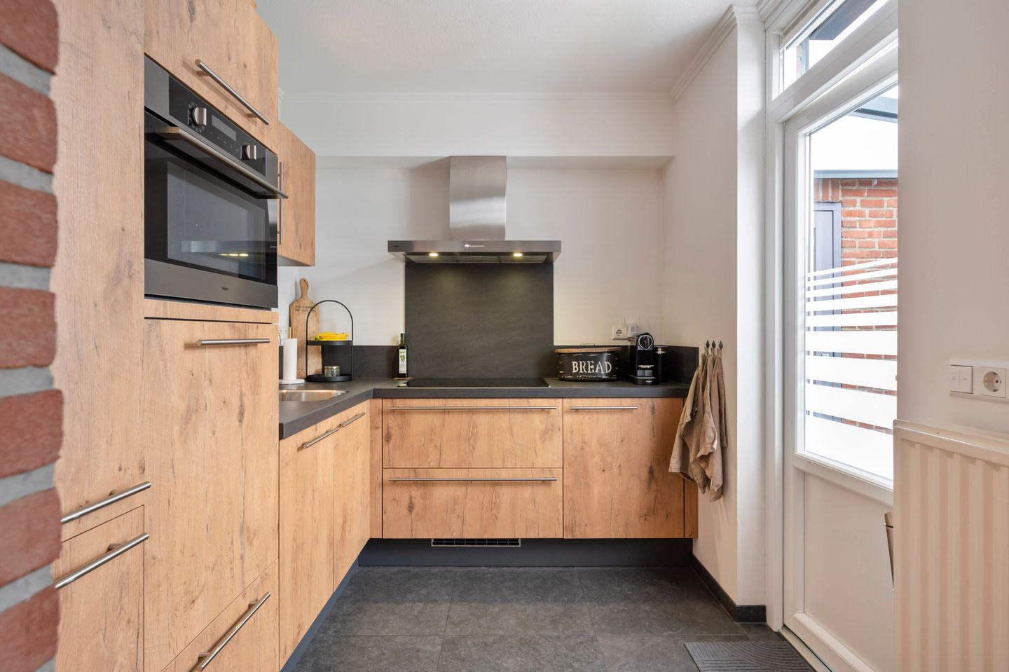 Foto 20 van Brouwerstraat 16