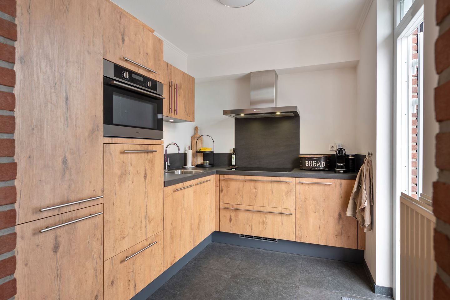 Foto 19 van Brouwerstraat 16