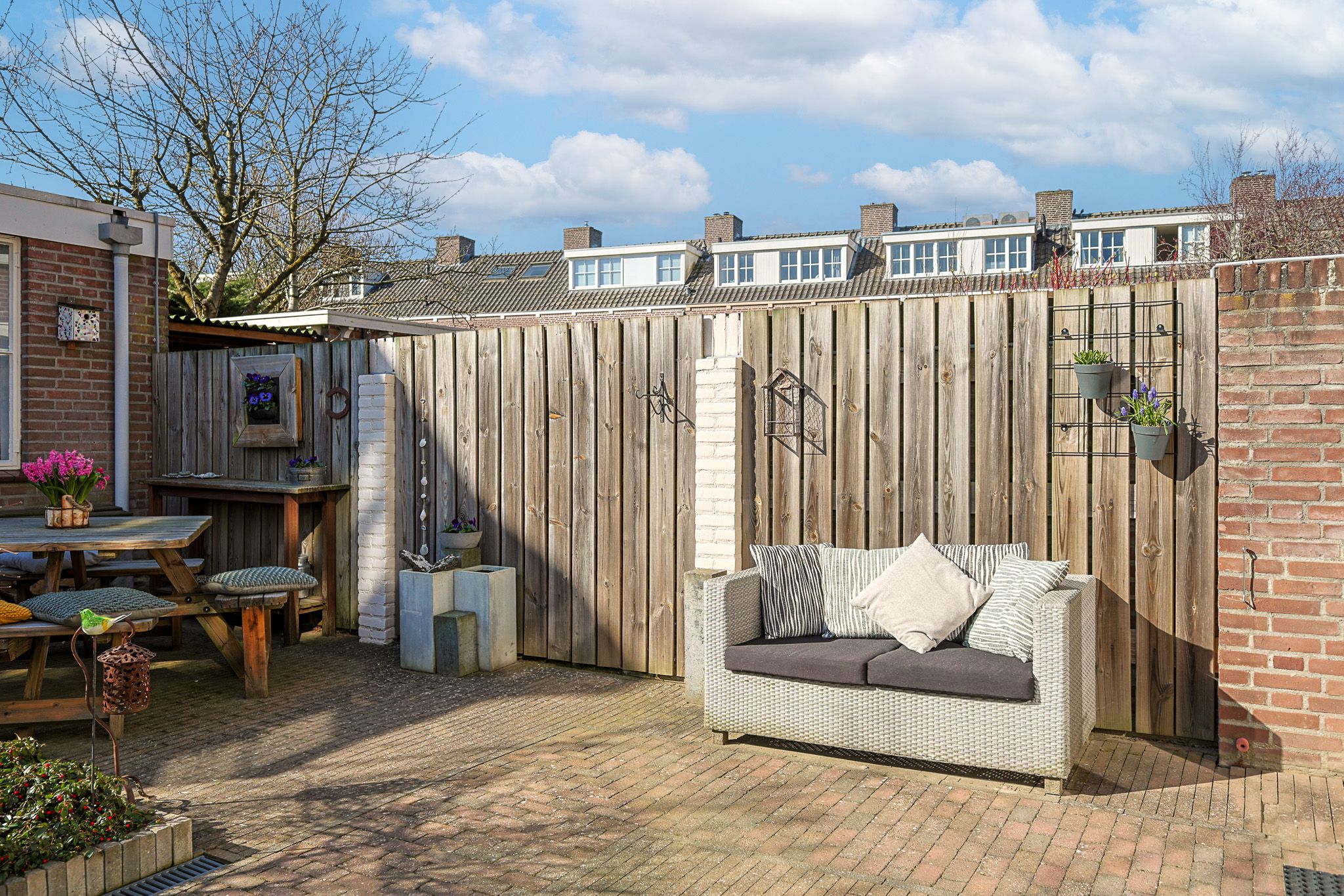 Spacious and Characteristic Home with 4 Bedrooms in Eindhoven Stratum — 42