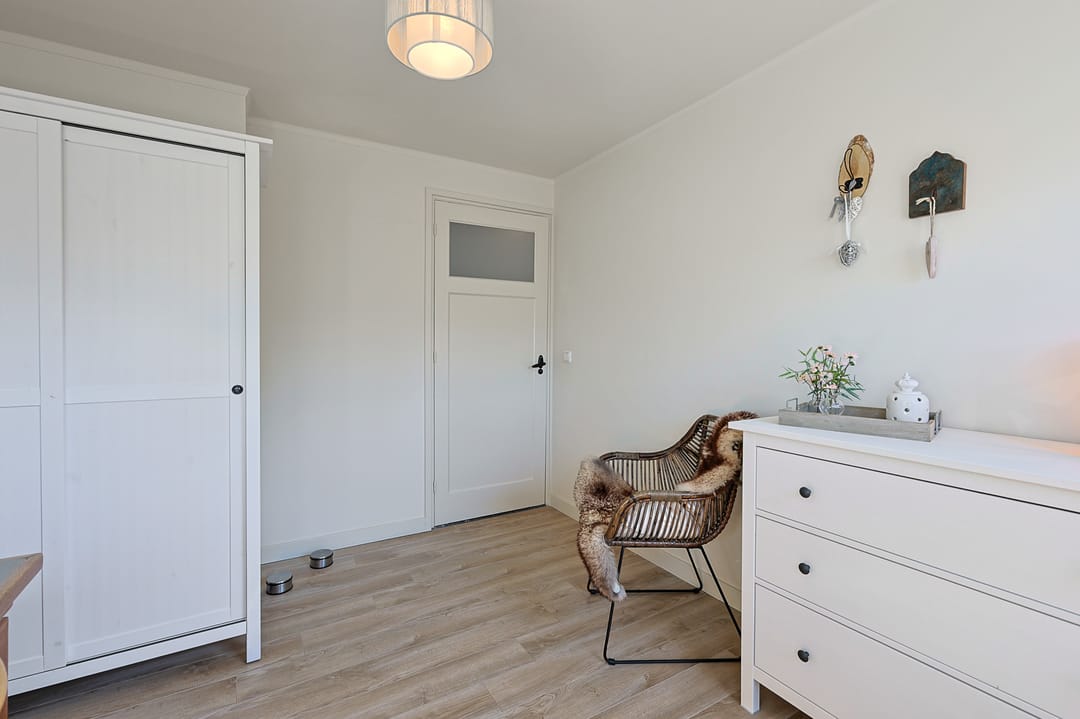 Spacious and Characteristic Home with 4 Bedrooms in Eindhoven Stratum — 47
