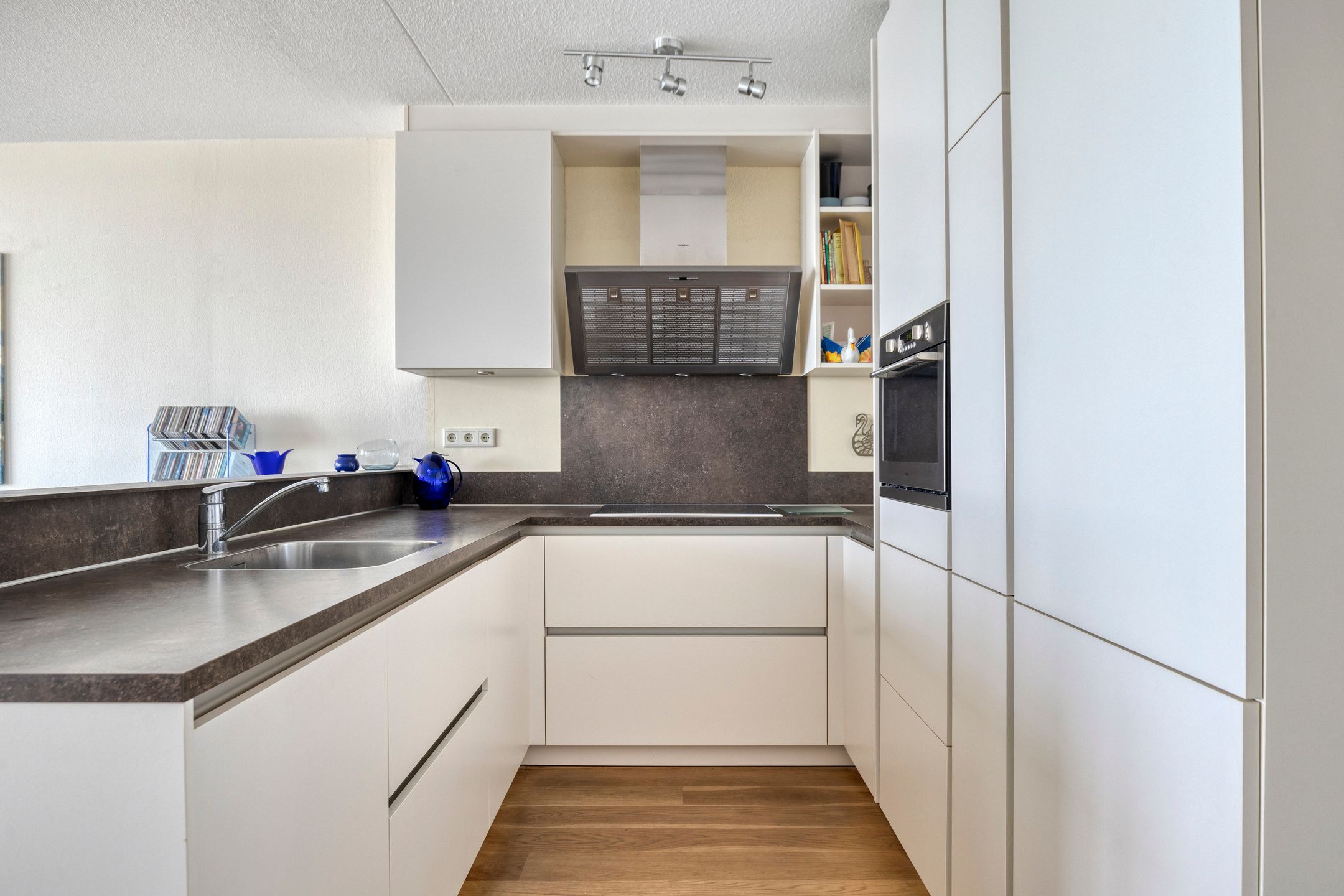 Foto 9 van Kenau Hasselaarstraat 163