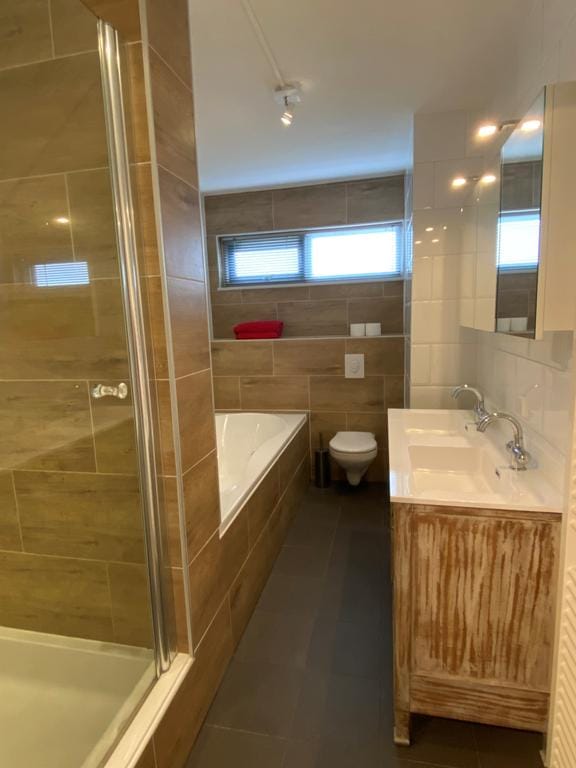 Foto 23 van Saerdam 83