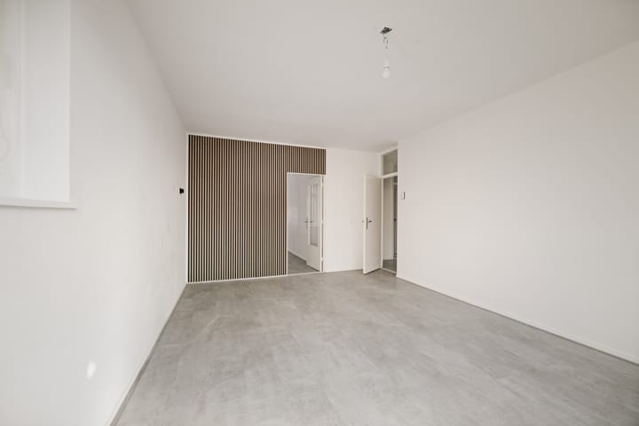 Photo 2 of Roerstraat 1