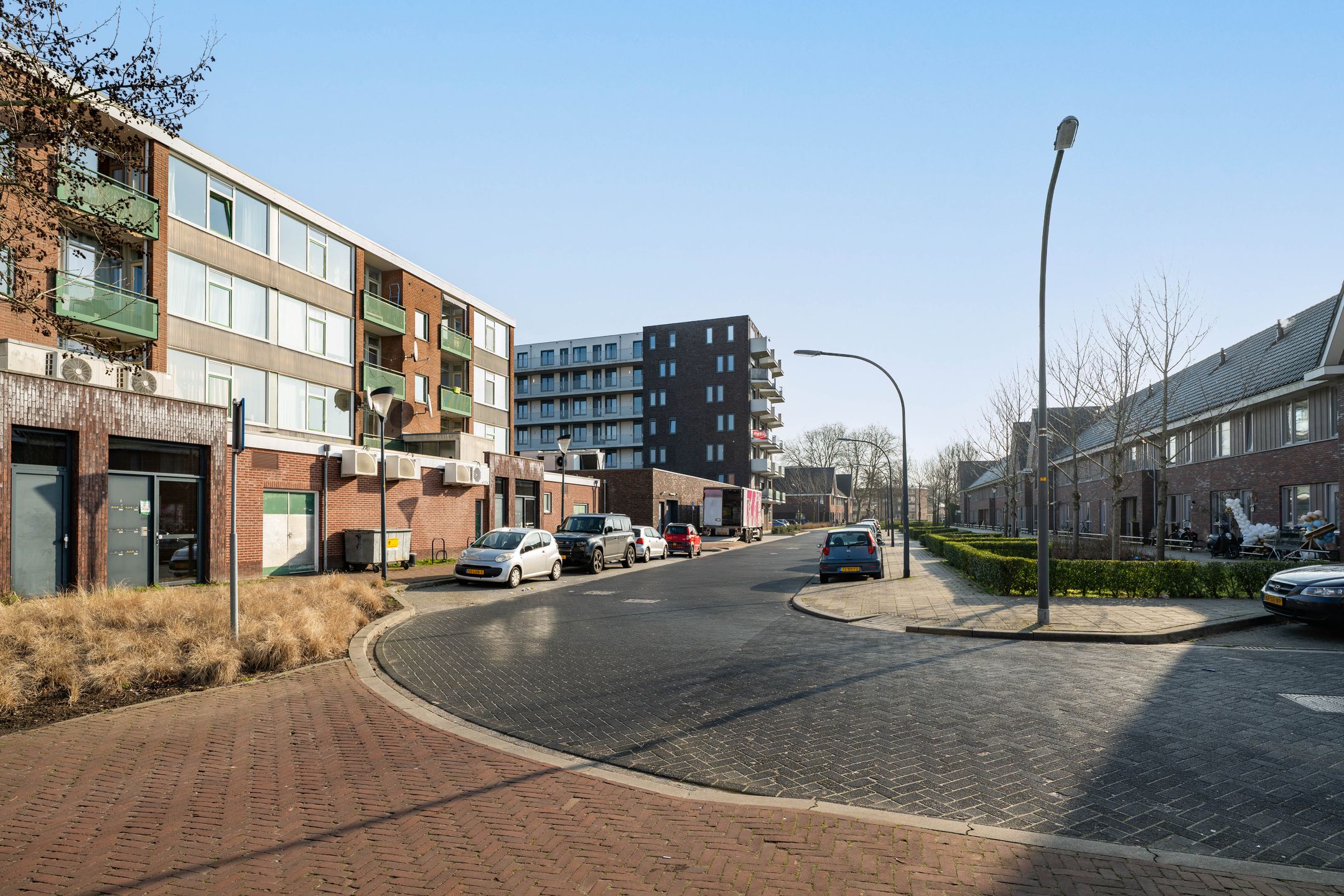 Photo 24 of Roerstraat 1