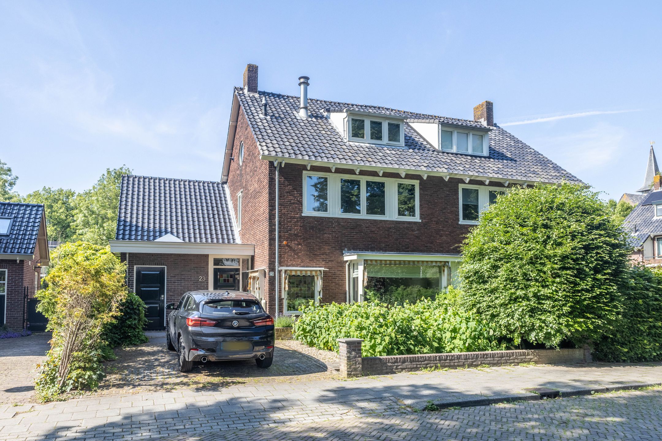Buying a house in The Netherlands., Roerdompstraat 23