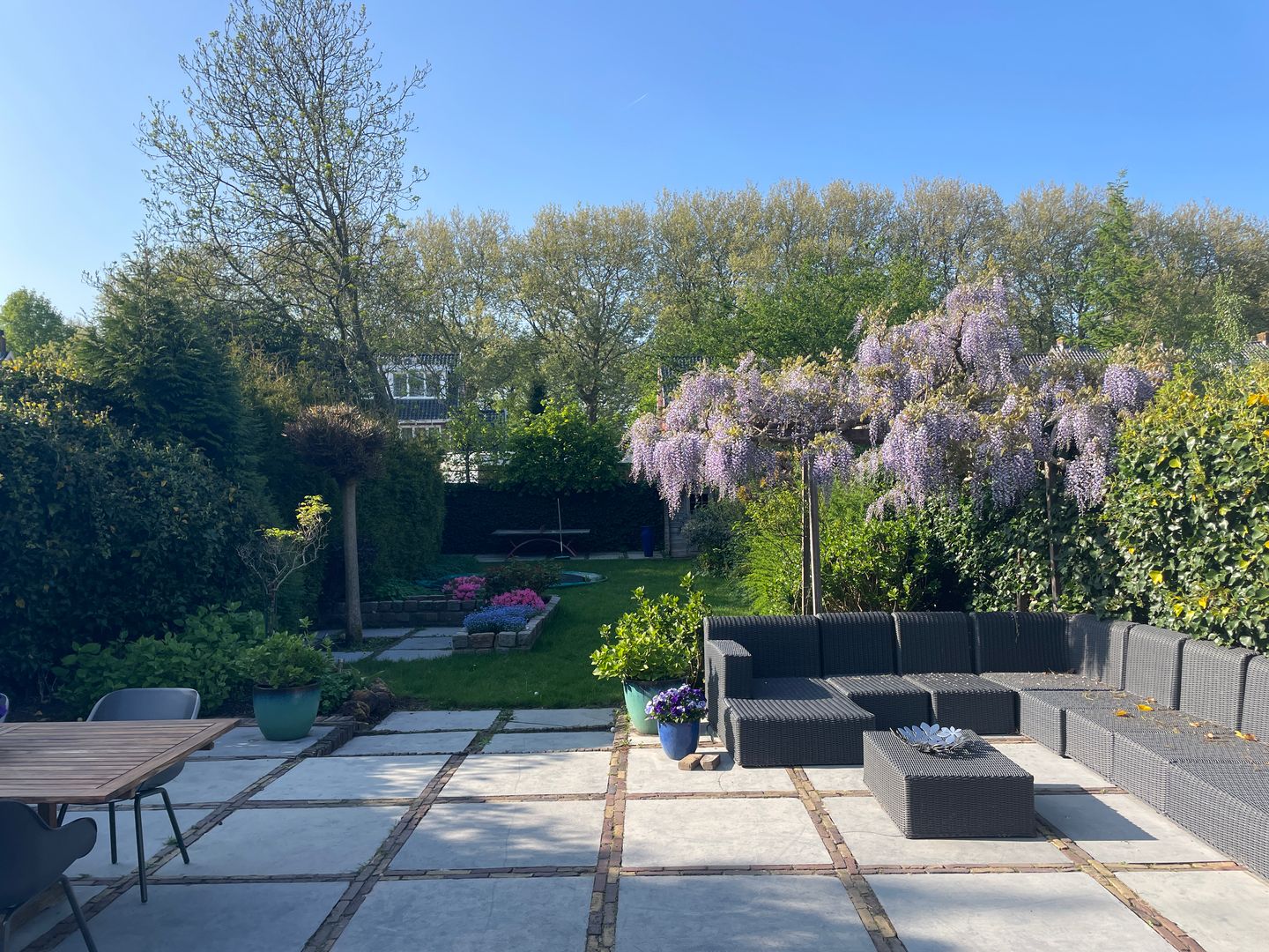 Extended characteristic 1930s semi-detached villa with private driveway and deep garden in Badhoevedorp — 33