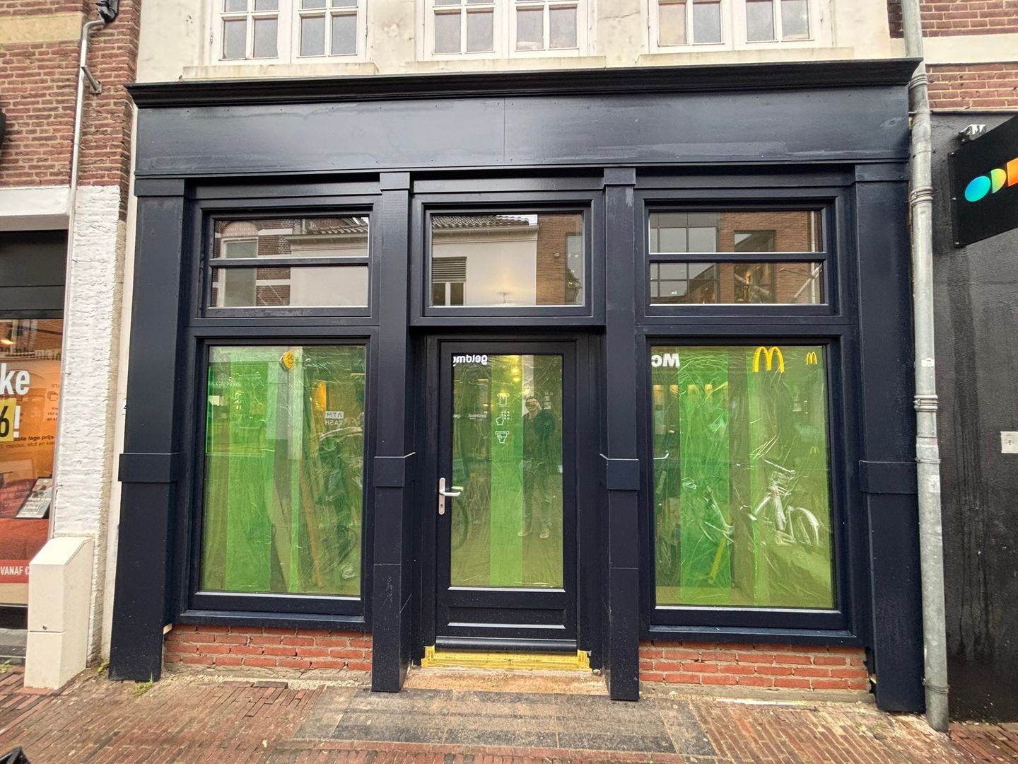 Bekijk foto 2 van Utrechtsestraat 43