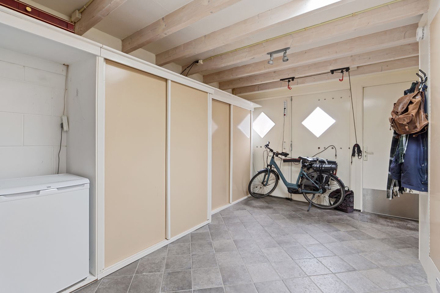 Foto 19 van Benedenweg 325