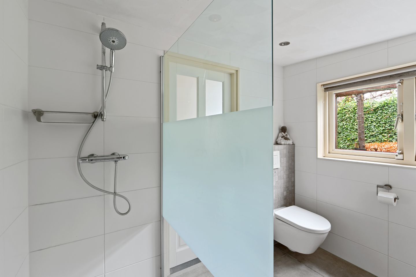 Foto 25 van Benedenweg 325