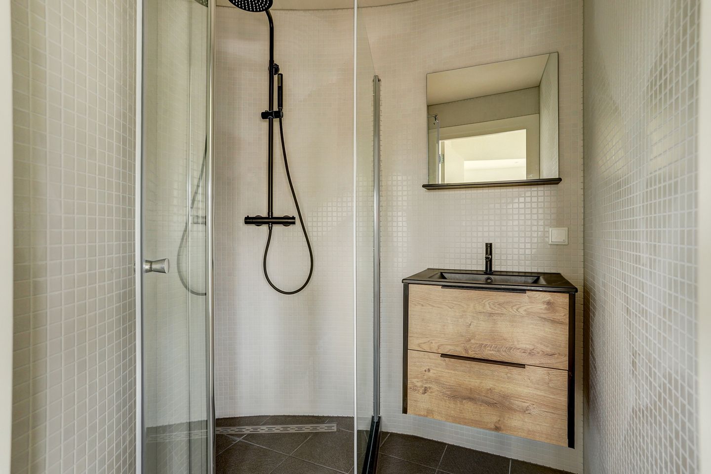 Foto 19 van Raadhuisplein 71