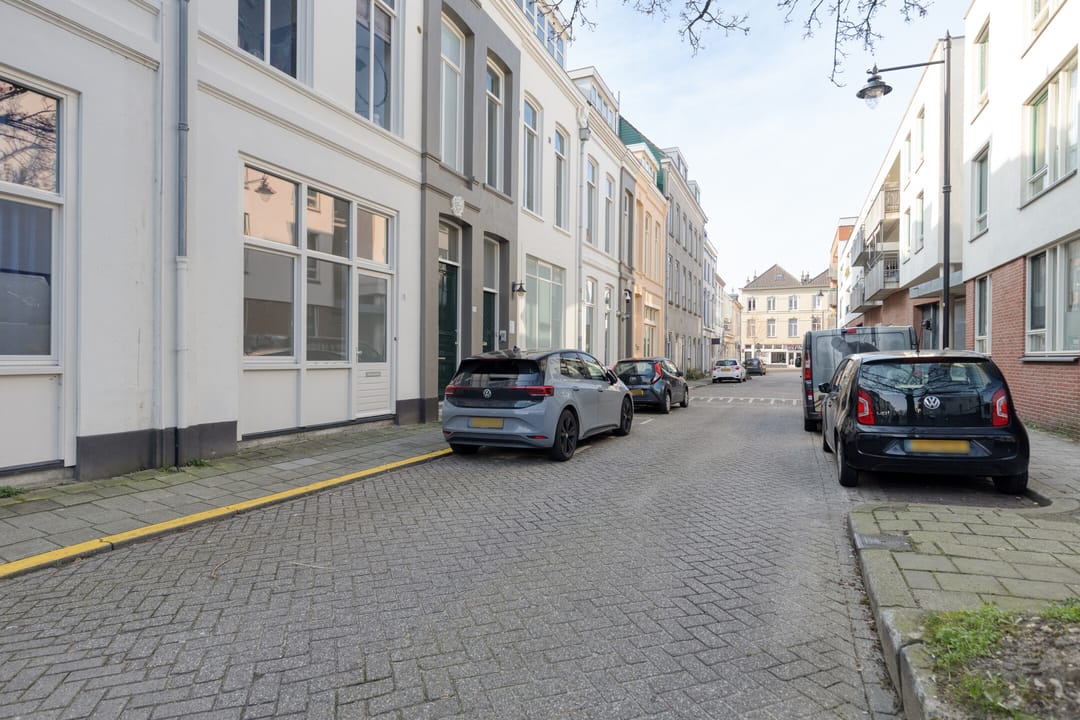 Foto 23 van Driekoningendwarsstraat 30