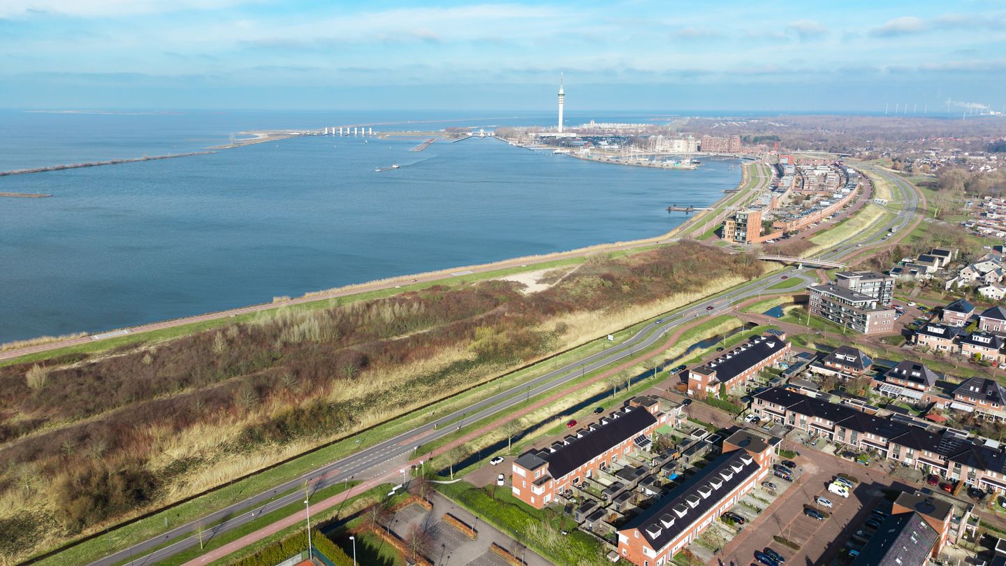 Photo 4 of Galjoen 07 13