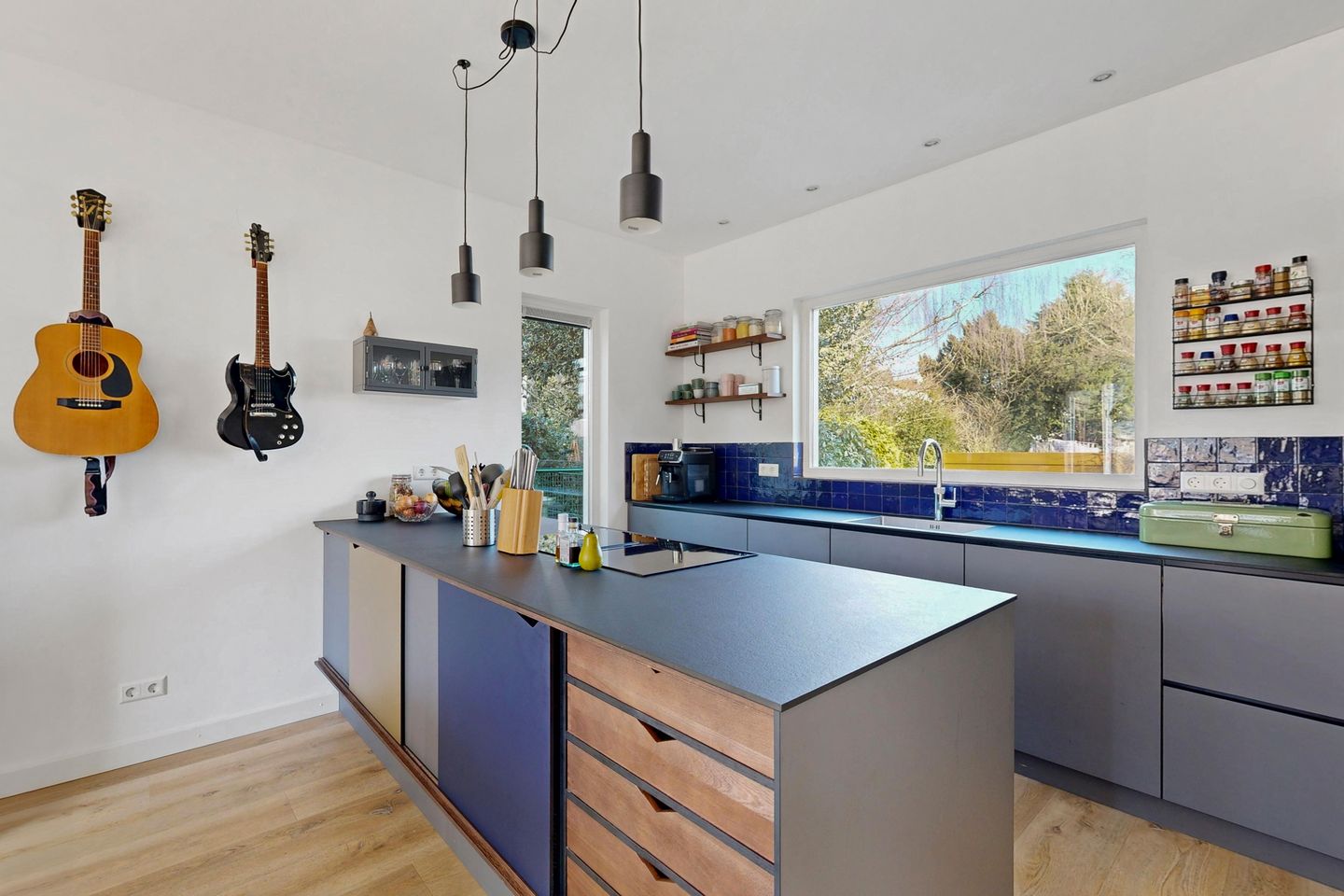 Foto 14 van Thomas à Kempisstraat 47