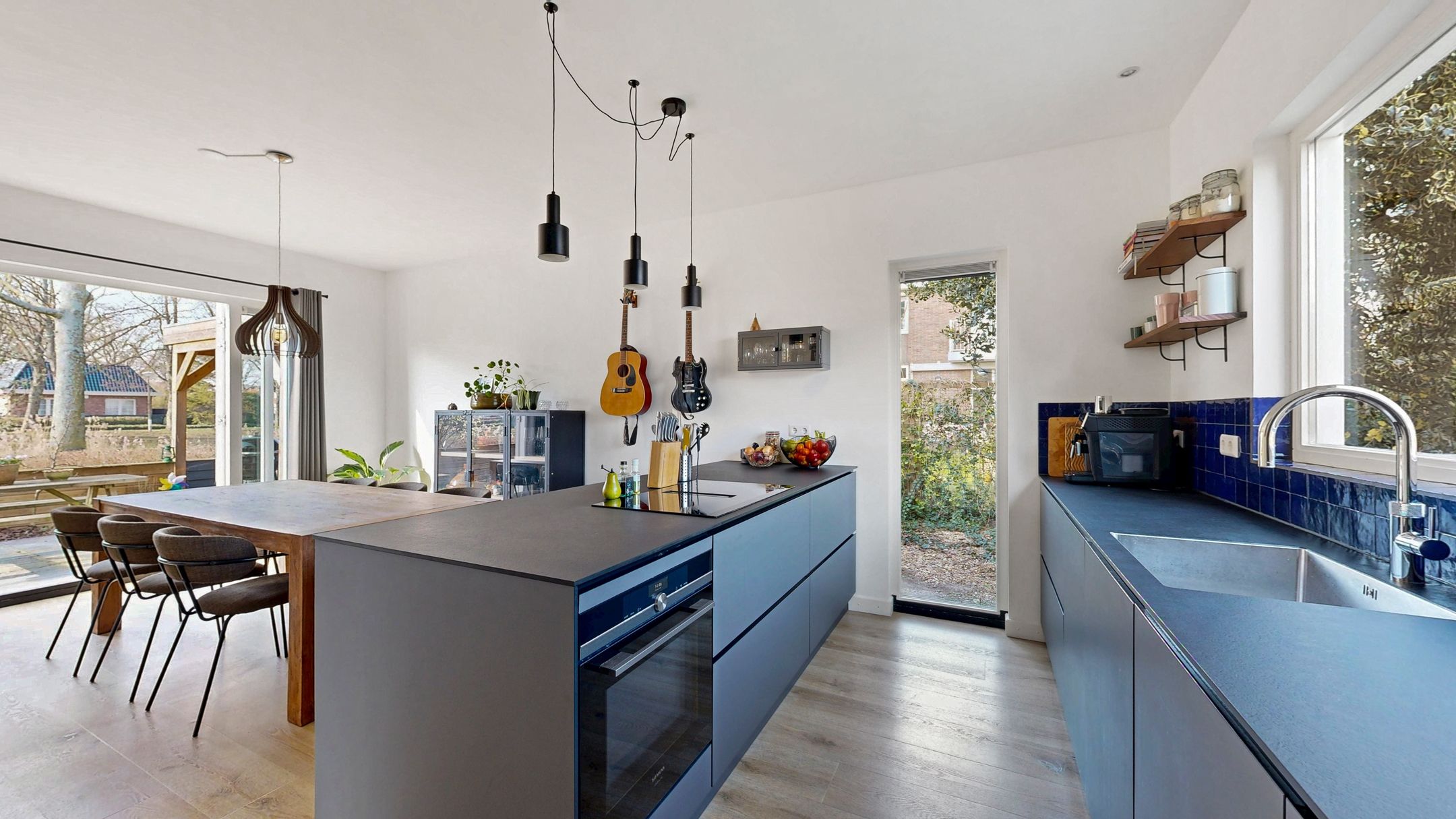 Foto 15 van Thomas à Kempisstraat 47