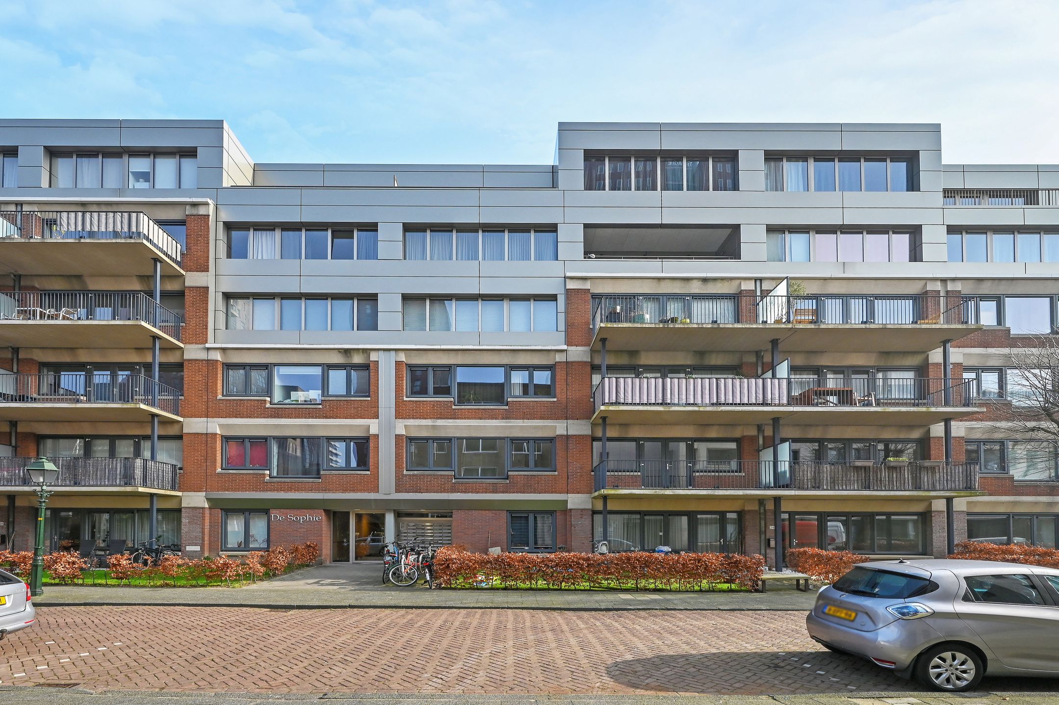 Photo 6 of Koningin Sophiestraat 246