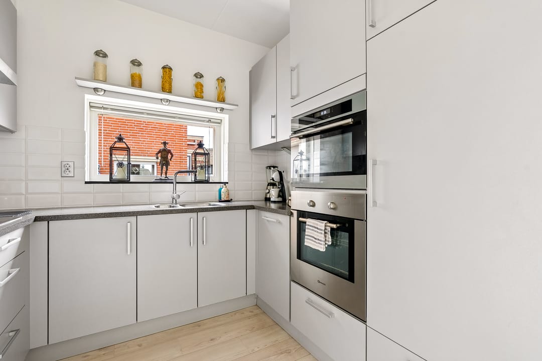 Photo 17 of Galjoen 10 21