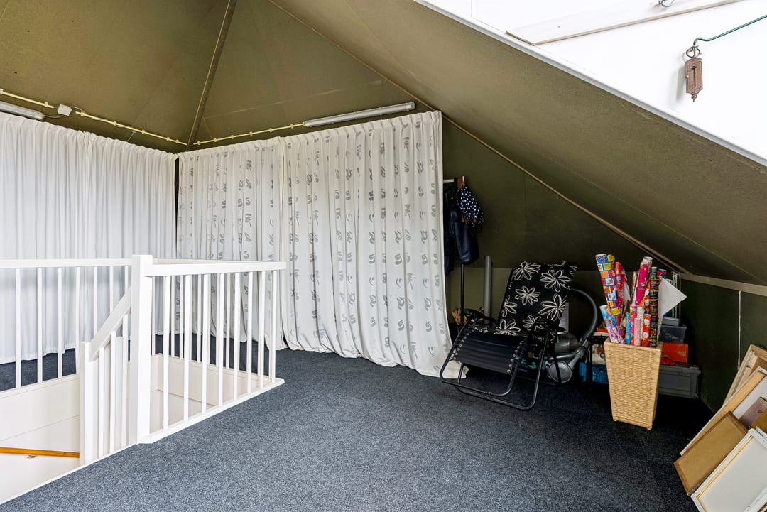 Photo 32 of Galjoen 10 21