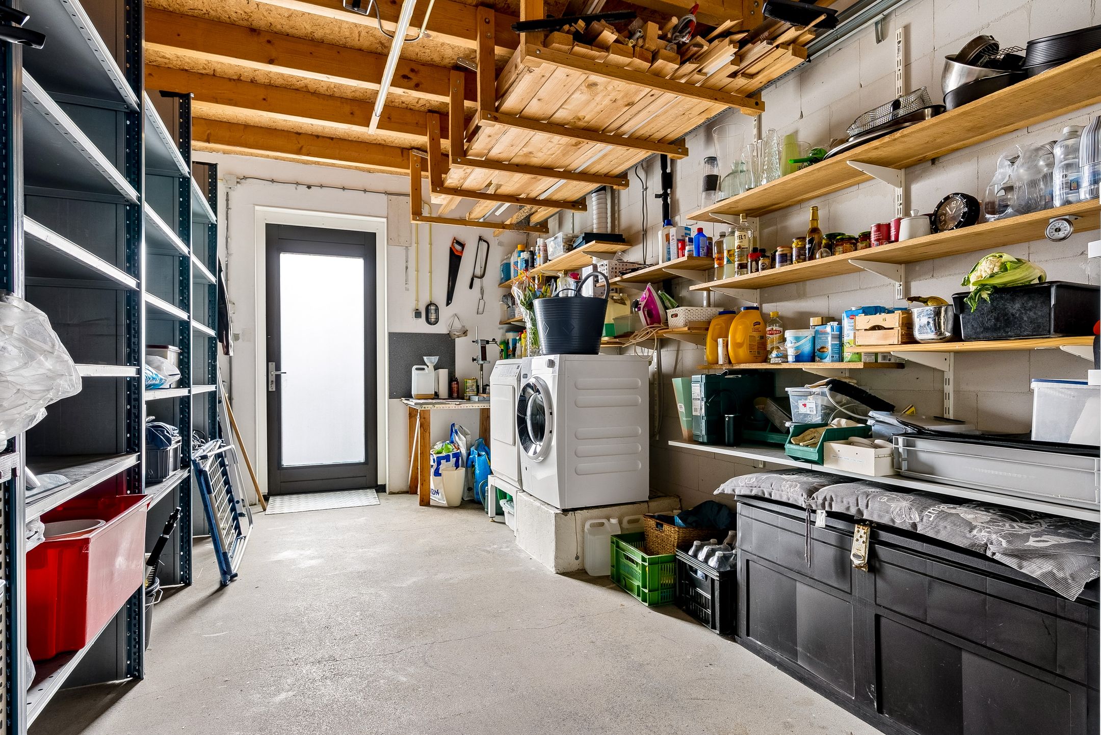 Photo 33 of Galjoen 10 21