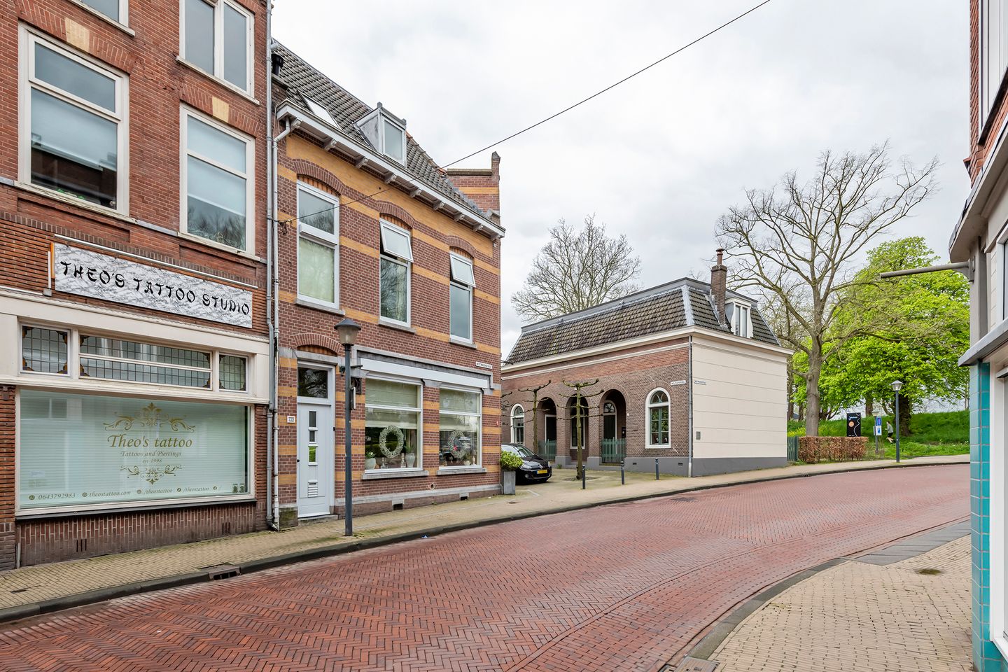 View photo 4 of Westwagenstraat 115-117