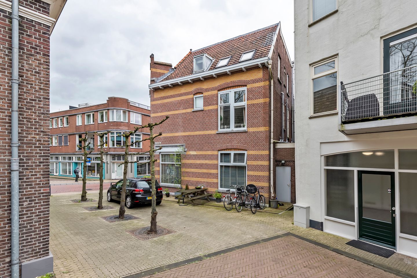 View photo 5 of Westwagenstraat 115-117