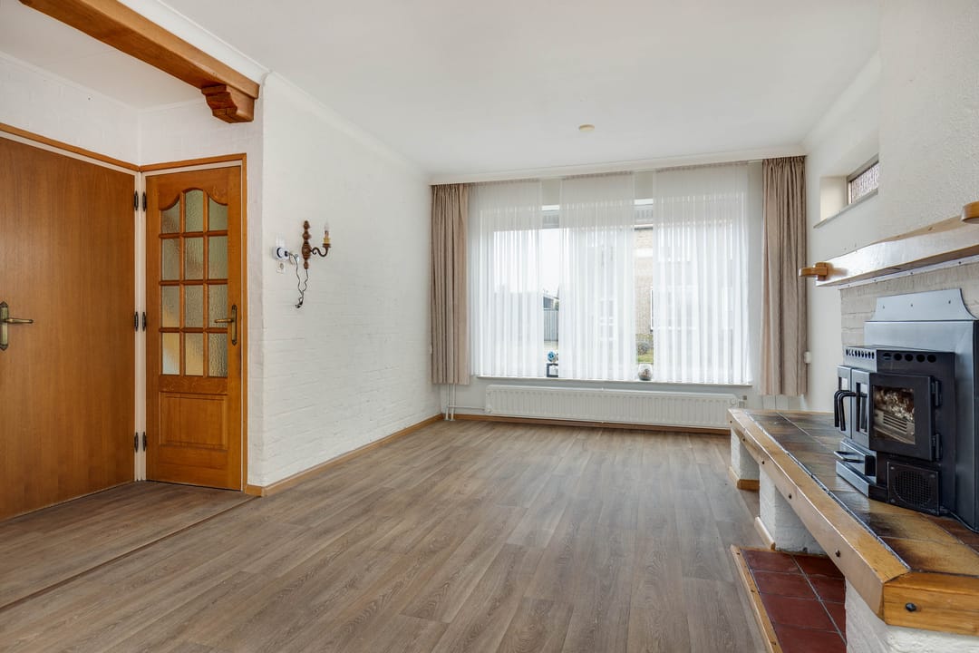 Photo 13 of Vroenhofstraat 6