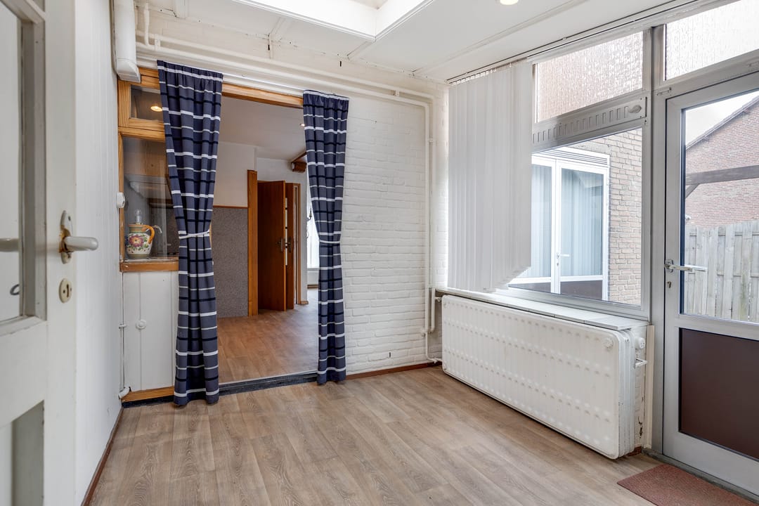 Photo 22 of Vroenhofstraat 6