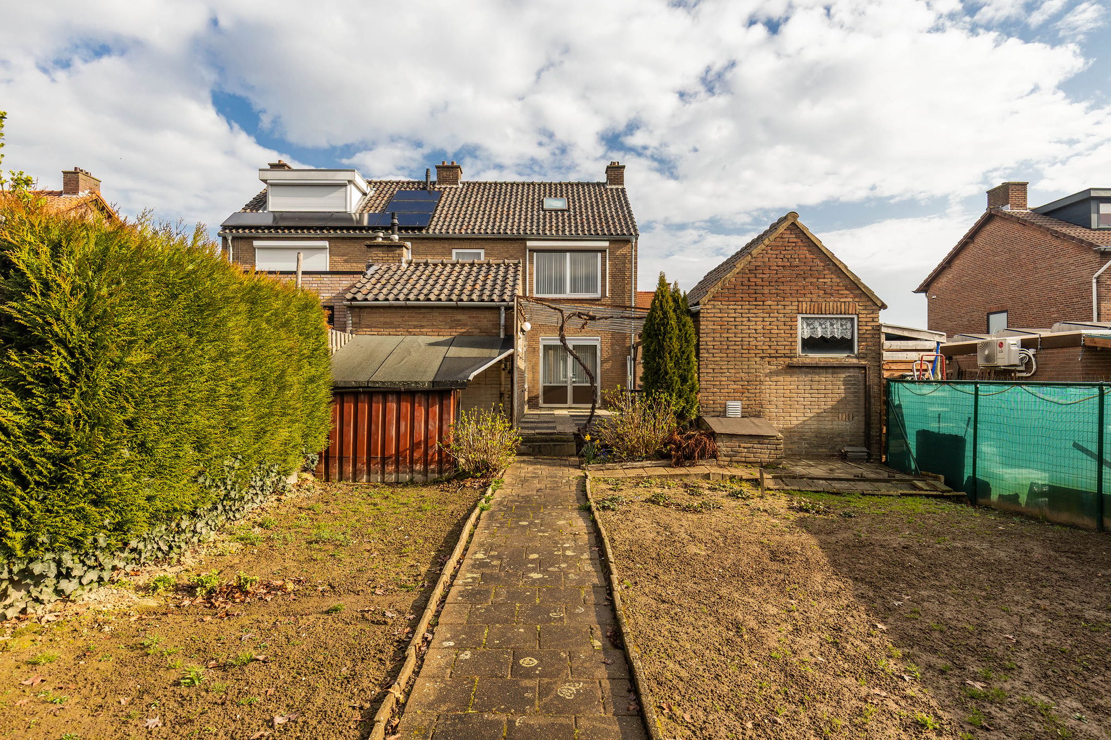 Photo 39 of Vroenhofstraat 6