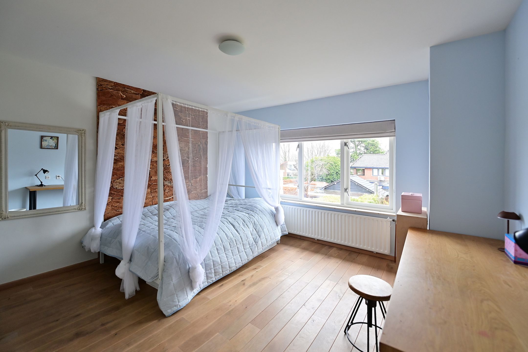 Photo 15 of Middelwijkstraat 39