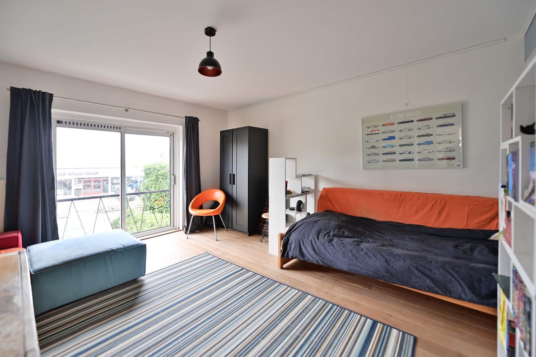 Photo 16 of Middelwijkstraat 39