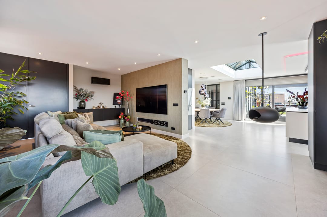 Luxury Penthouse in Echt Center with 92 m² Terrace — 21