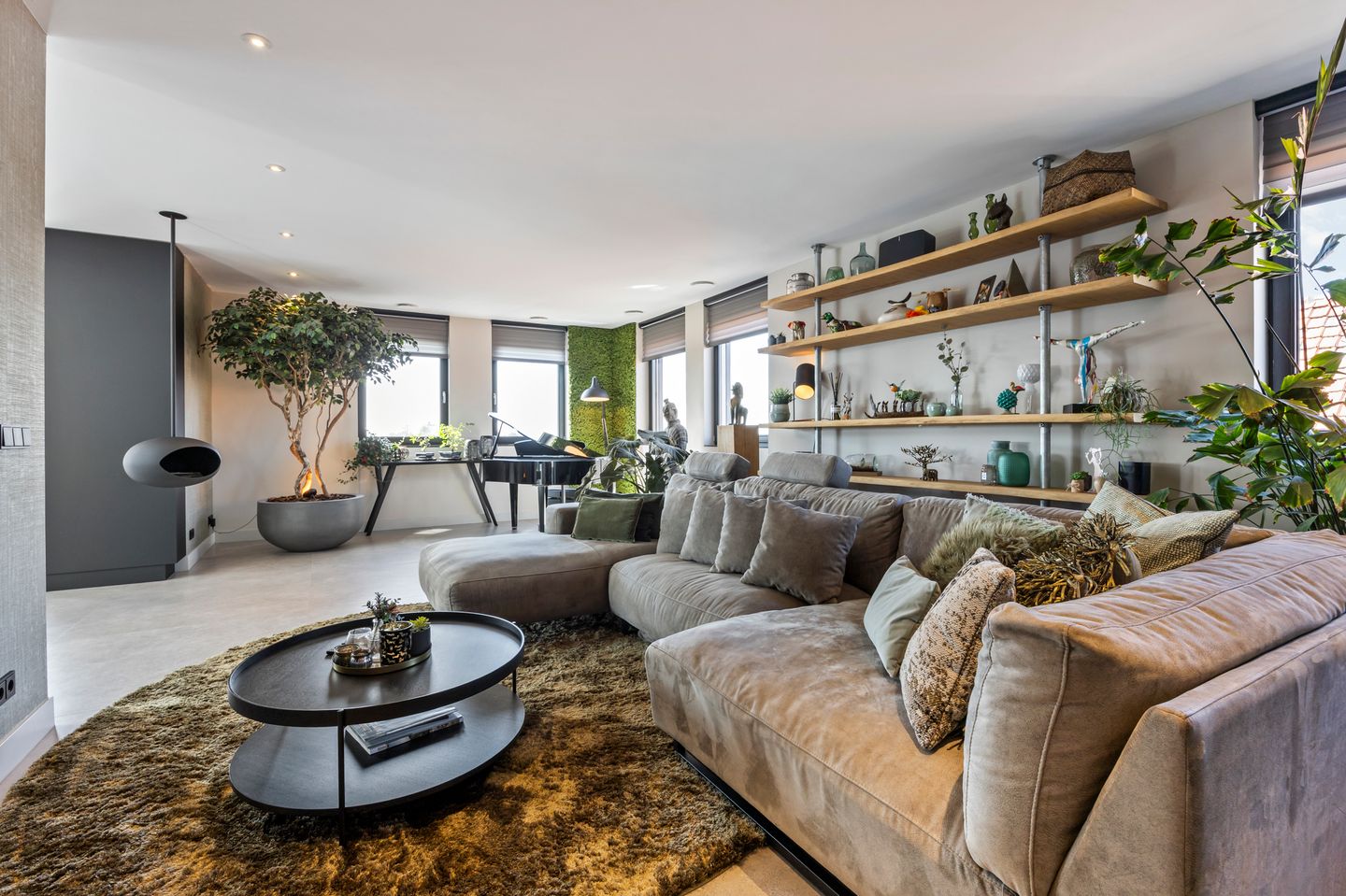 Luxury Penthouse in Echt Center with 92 m² Terrace — 24