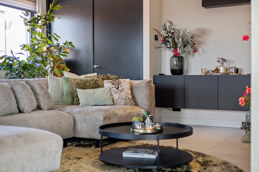 Luxury Penthouse in Echt Center with 92 m² Terrace — 25