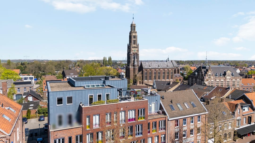 Luxury Penthouse in Echt Center with 92 m² Terrace — 54