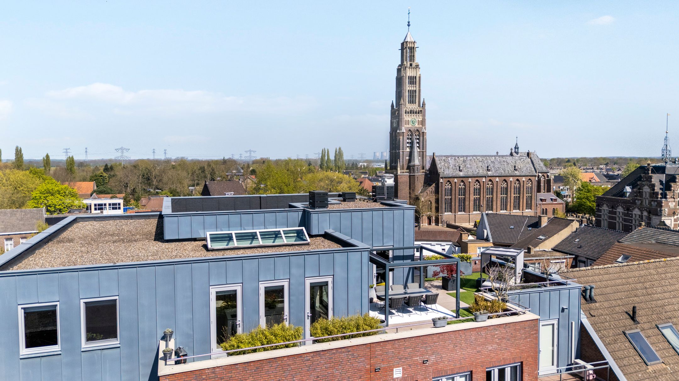 Luxury Penthouse in Echt Center with 92 m² Terrace — 57
