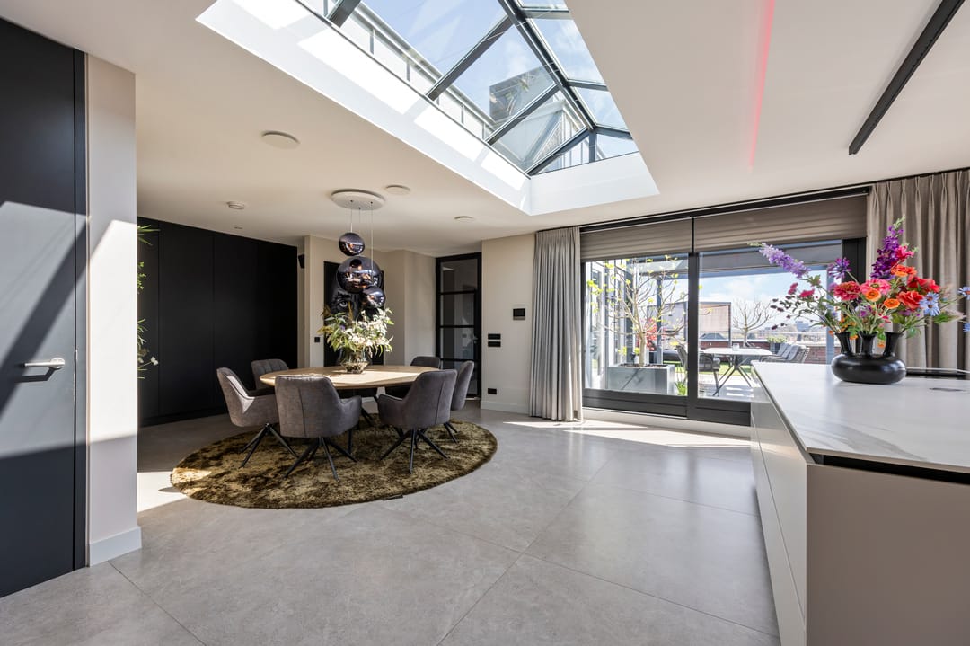 Luxury Penthouse in Echt Center with 92 m² Terrace — 27