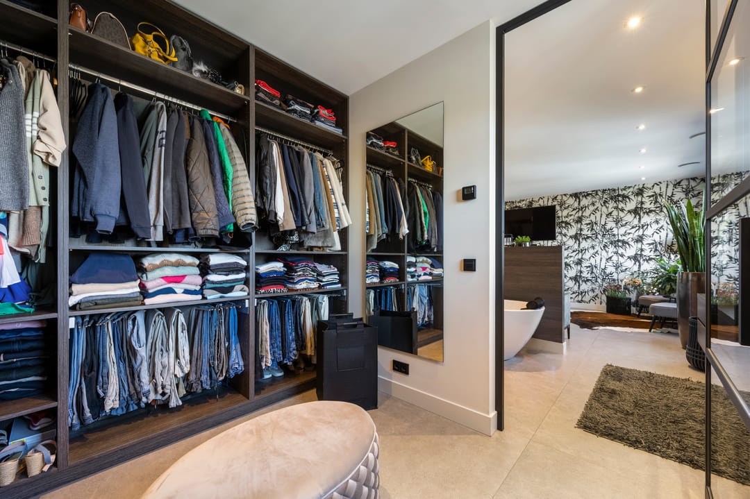 Luxury Penthouse in Echt Center with 92 m² Terrace — 41