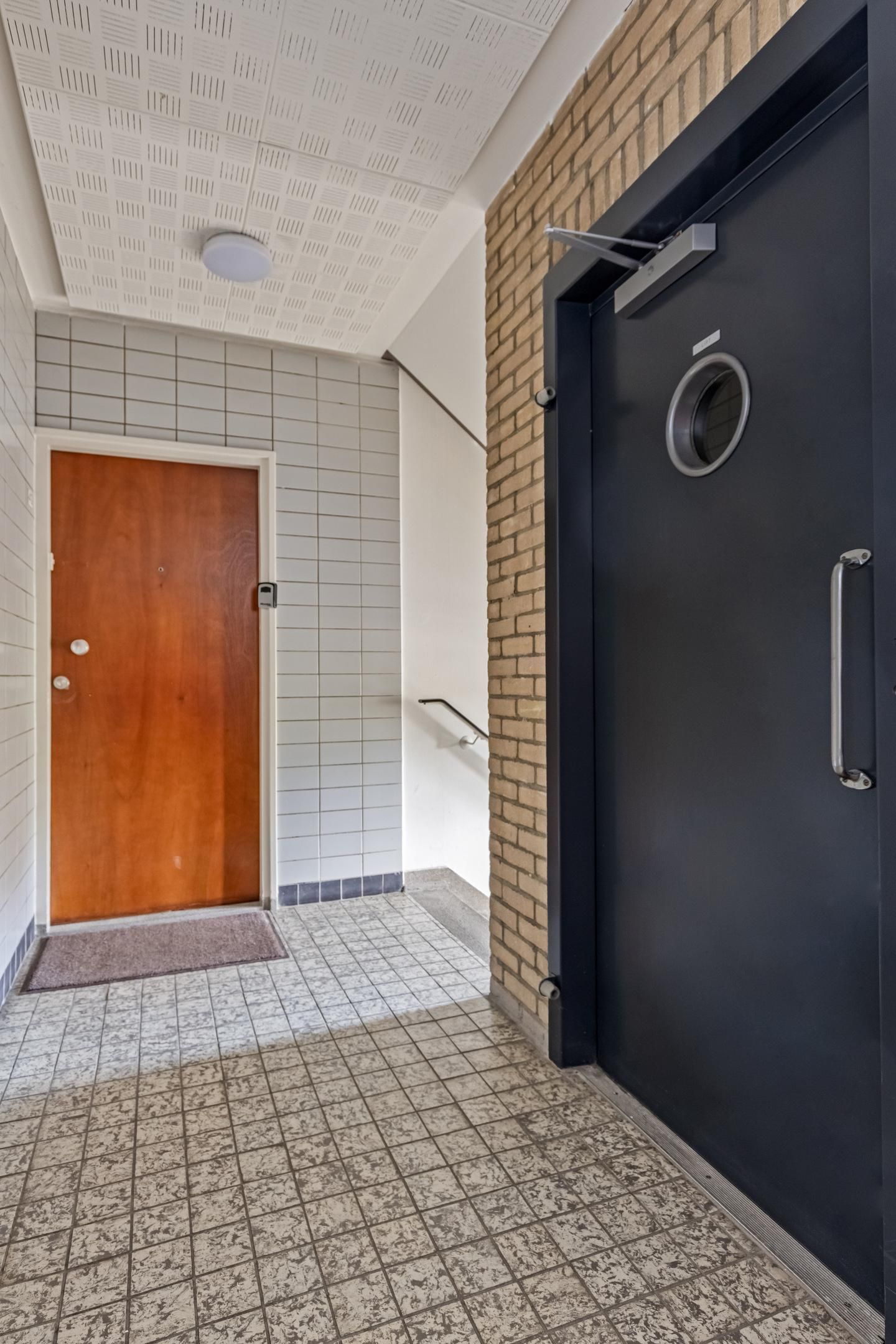 Photo 9 of Edmond Hellenraadstraat 40