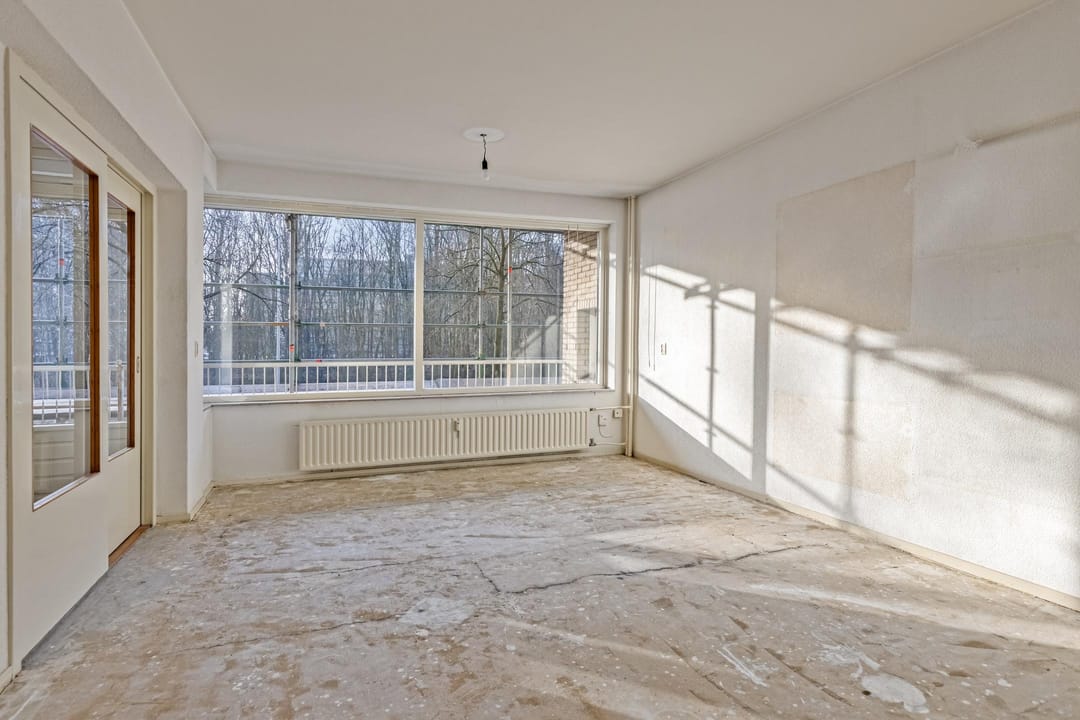 Photo 11 of Edmond Hellenraadstraat 40