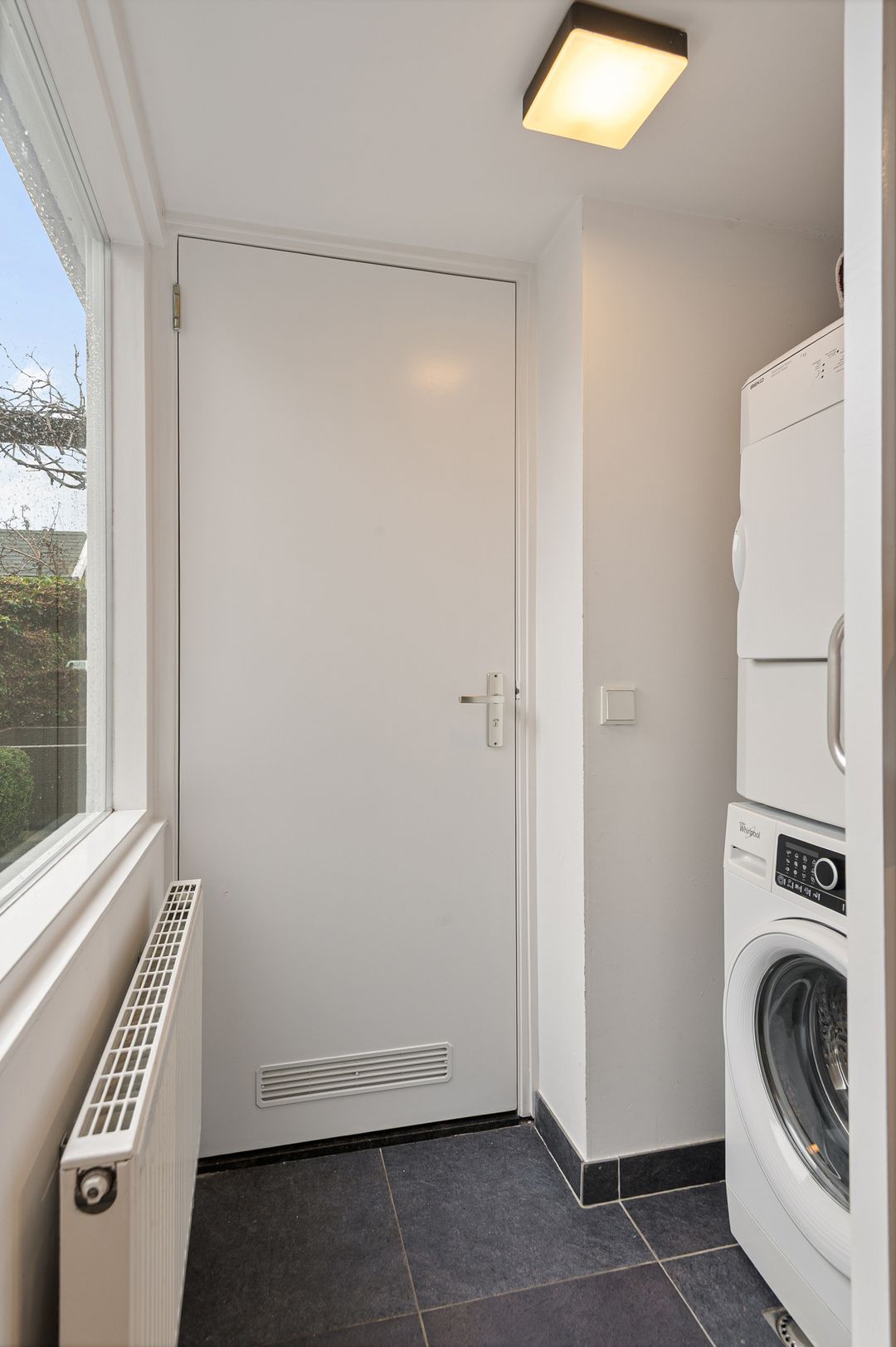 Photo 16 of Da Costastraat 19