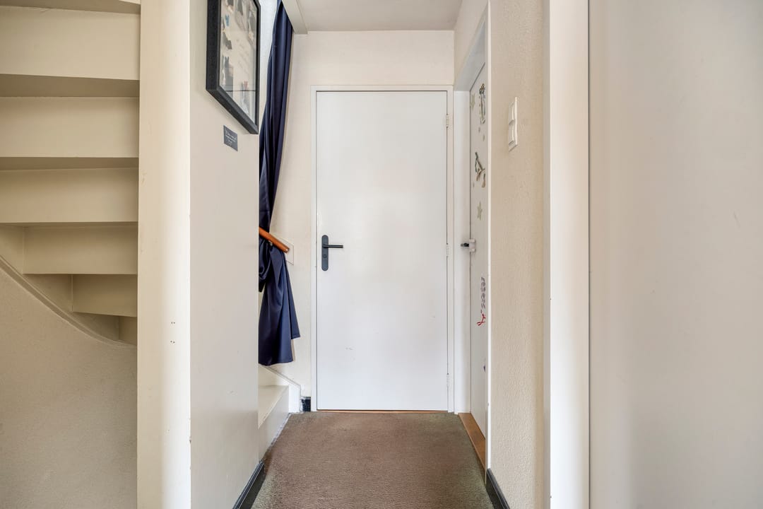 Photo 17 of Bernhardstraat 46