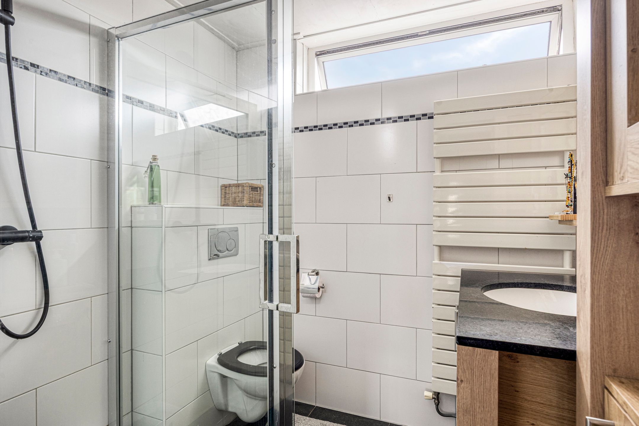 Photo 24 of Bernhardstraat 46