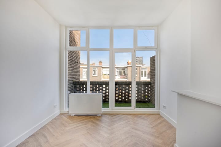 Photo 3 of Vechtstraat 56